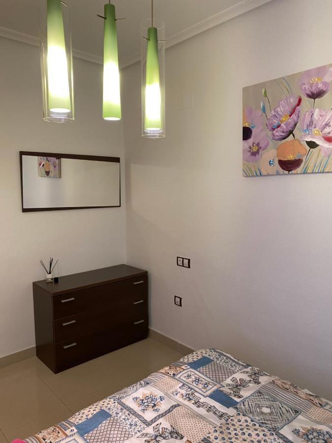 Nice Apartment With Terrace On The Los Locos Beach Torrevieja Esterno foto